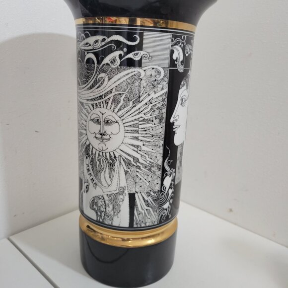 1980s Hollóháza Hungary "Adria" Porcelain Black & White Vase, Designed by Endre - Picture 6 of 10